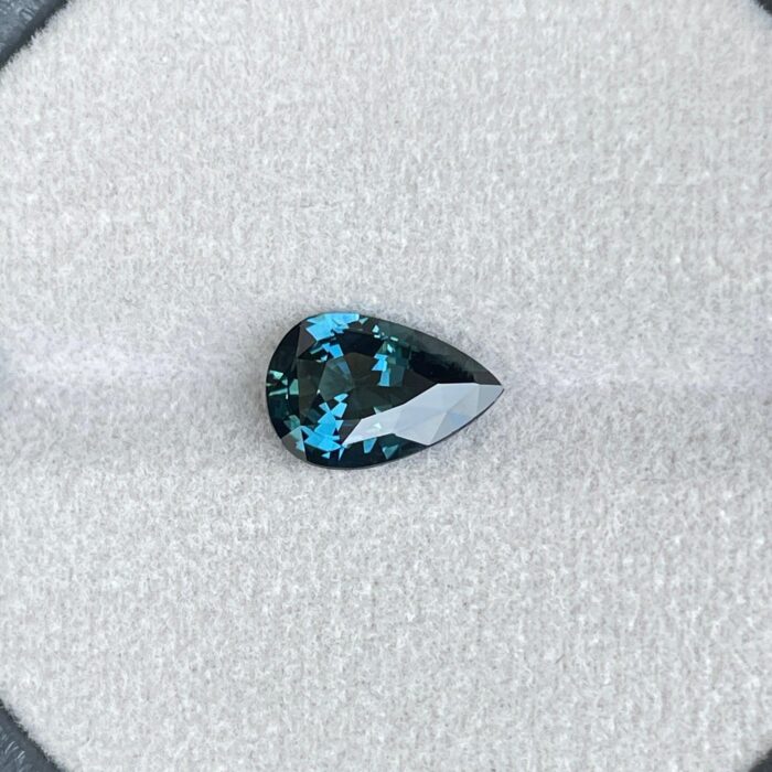 Unique Teal Sapphire 2.54 Carat - Nash Sapphire