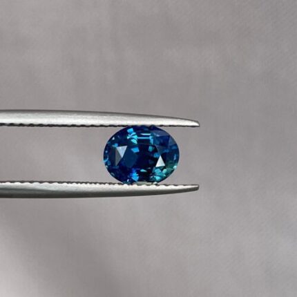 Teal sapphire, 1.35 crt blue lagoon Natural teal sapphire. loose Gemstone for Ring Making