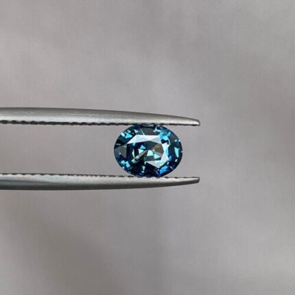 Teal sapphire stone, 1.05 crt swiss alps Natural teal sapphire. Beautiful loose Gemstone for Ring Making