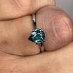1.53 Carat Teal Sapphire Pear cut. VVS Clean
