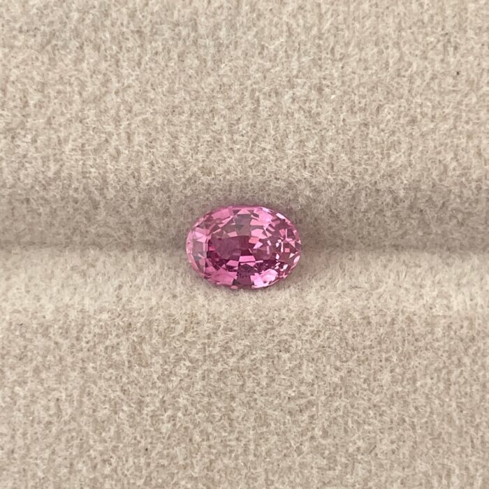 1.08 crt, Natural Flamingo Pink Sapphire, Ceylon Pink Sapphire Loose Oval Gemstone, Jewelry & Ring Making