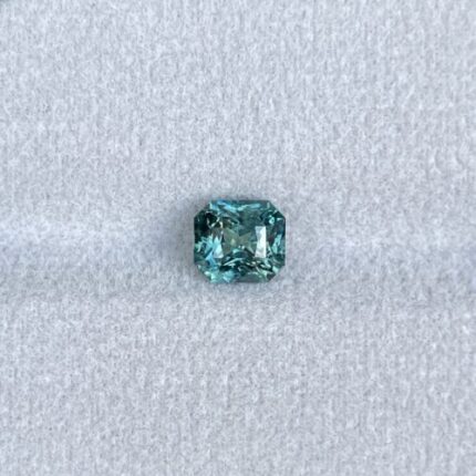 Minimalist 1.63 crt Radiant Shaped Green Sapphire for Pendant Necklace, Dainty Wedding Necklace Valentine's Gift for Her