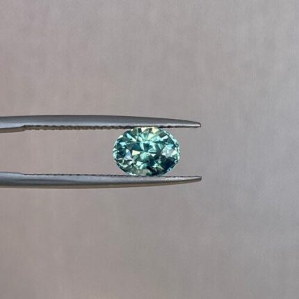 Natural Green sapphire 1.60 crt