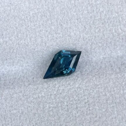 AAA 1.84 CT loose Kite Cut Shape Teal Parti Sapphire engagement ring gemstone loose gemstone sapphire