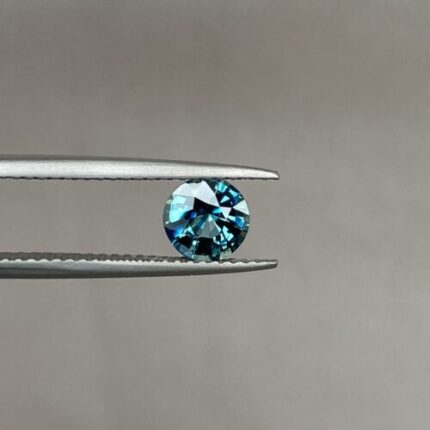 Teal sapphire stone, Northern lights teal sapphire 1.07 crt. Precision Faceted Loose Gemstone.
