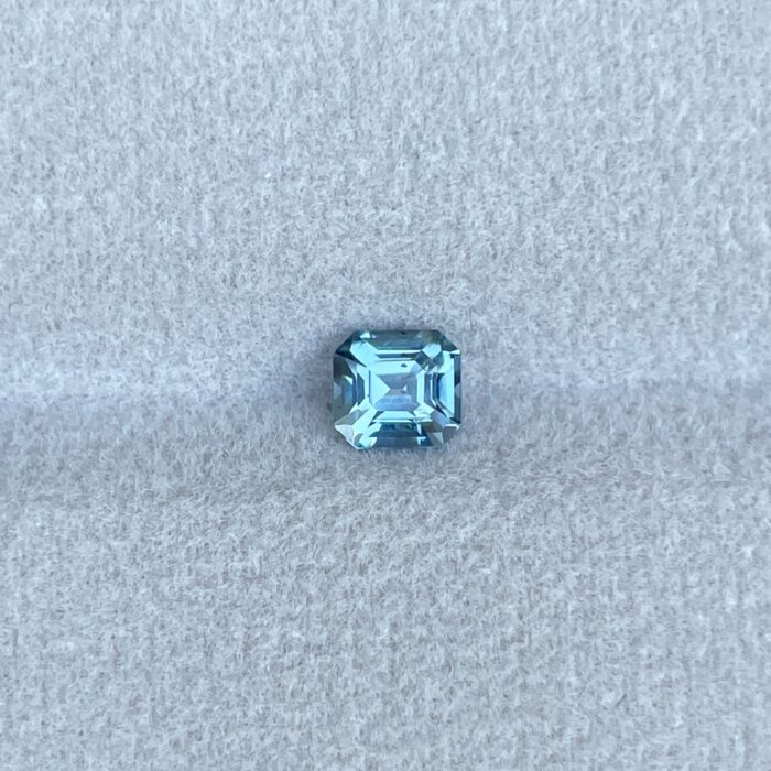Glorious Teal Sapphire 0.78 Carat – Natural Teal Sapphire from Nash Sapphire