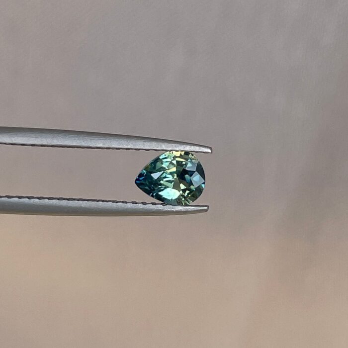 Pear Parti Sapphire 0.83 Carat – Natural & Untreated Parti-Colored Gemstone
