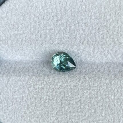 FINE Vivid Green CERTIFIED 1.09 ct HEATED Sapphire Pear Cut heat treated