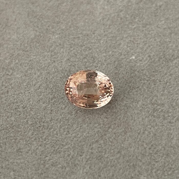 2.02 crt Peach Sapphire/ pinkish peach sapphire/ apricot sapphire/ champagne sapphire Engagement Ring/ sapphire ring/ custom ring/ sapphire