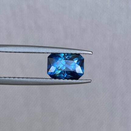 Natural 1.69 crt Teal Sapphire
