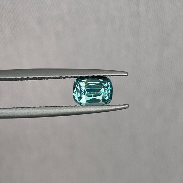 Natural Green Sapphire 1.00 Carat - Nash Sapphire