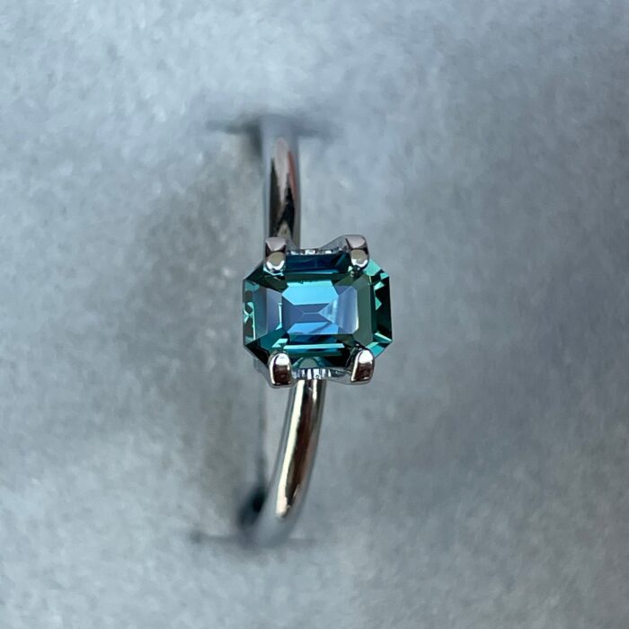Teal Sapphire 1.02 Ct, Natural Teal Sapphire