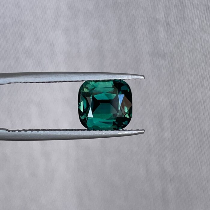 3.04 Green Natural Sapphire, Emerald Green Sapphire