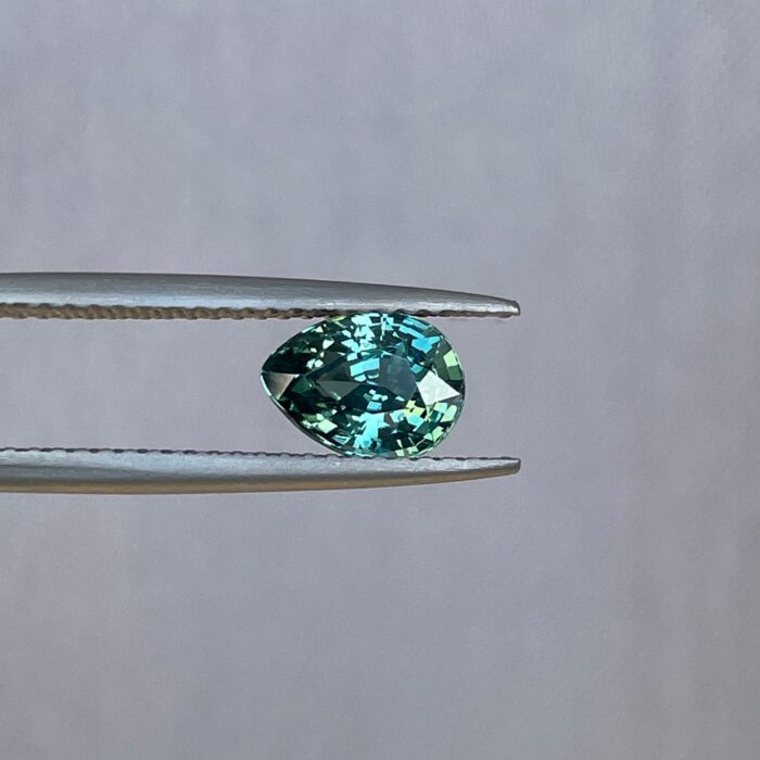 Precious Teal Sapphire 1.40 Carat - High-Quality Gemstone | Nash Sapphire